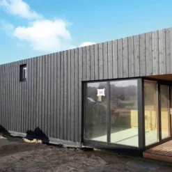 Online Elephant Colourwood board&batten zwart 1,8 x 6,8/18 cm