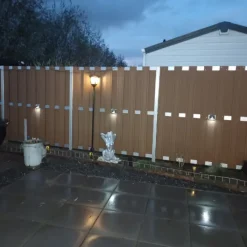 Discount C-Wood Schutting set composiet Stijl bruin met blank aluminium frame (7,54 meter)