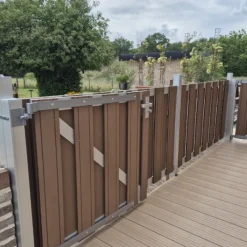 C-Wood Tuinhek set composiet Stijl bruin met blank aluminium frame (5,68 mtr)