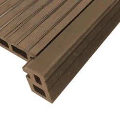 Best C-Wood Onderregel/Randafwerking composiet bruin gevlamd 3,00 mtr