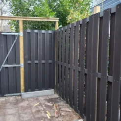 Outlet C-Wood Schutting composiet Capri antraciet met antraciet aluminium frame (180 x 180 cm)