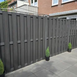 Discount C-Wood Schutting composiet Stijl antraciet met antraciet aluminium frame (180 x 180 cm)