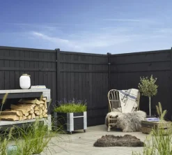 Clearance Plus Danmark Schutting vuren - Rustik recht zwart (180 x 138 cm) ruw