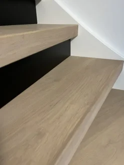 Sale Stepwood Stootbord - SPC - Zwart RAL9005 - 130 x 20 cm