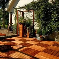 Sale Smaragd Terrastegel hardhout Bankirai 50 x 50 cm (24 mm) ribbel