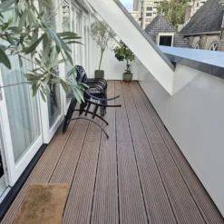 Discount C-Wood Vlonder totaalpakket composiet semi mass. 2,5x25cm XXL bruin (4mtr) grove ribbel/geborsteld