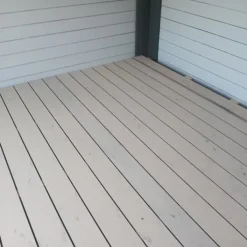 Hot C-Wood Vlonderplank composiet 2,1 x 14 cm steengrijs gevlamd grove ribbel en vlak